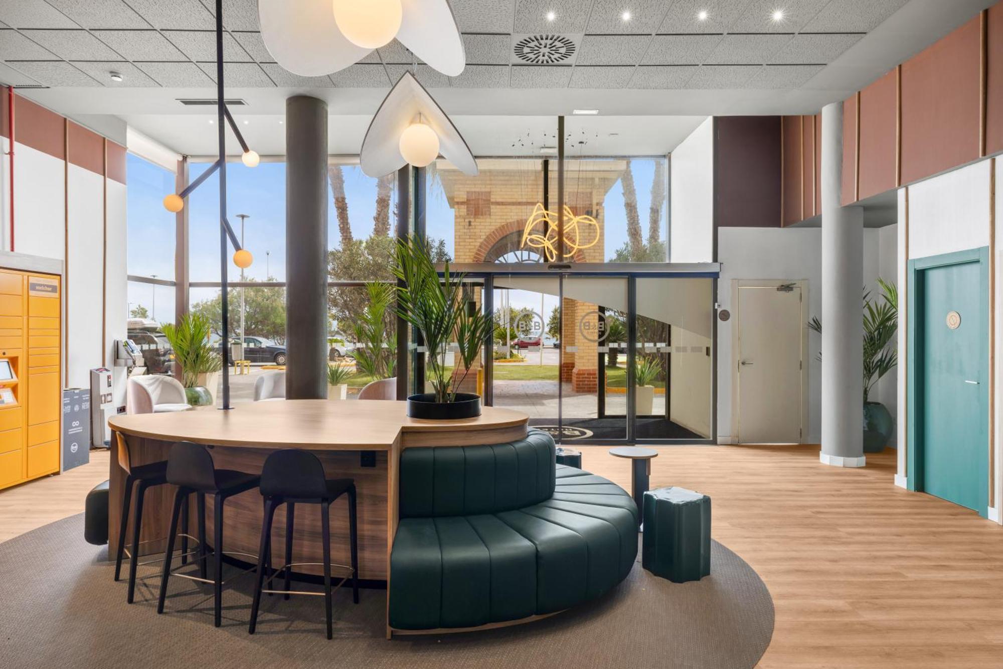 B&B Hotel Alicante — Photos 1